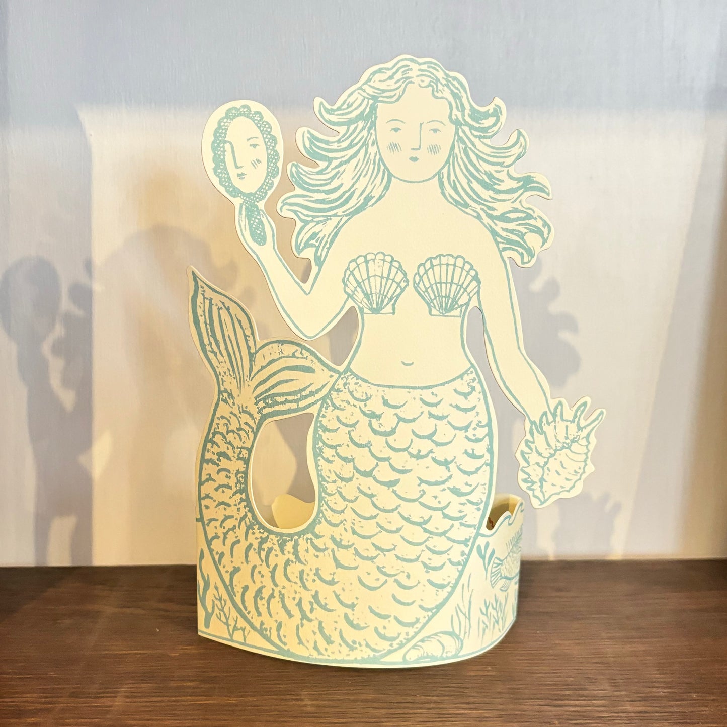 Elizabeth Harbour Stand-Up Character Greetings Card/Decoration