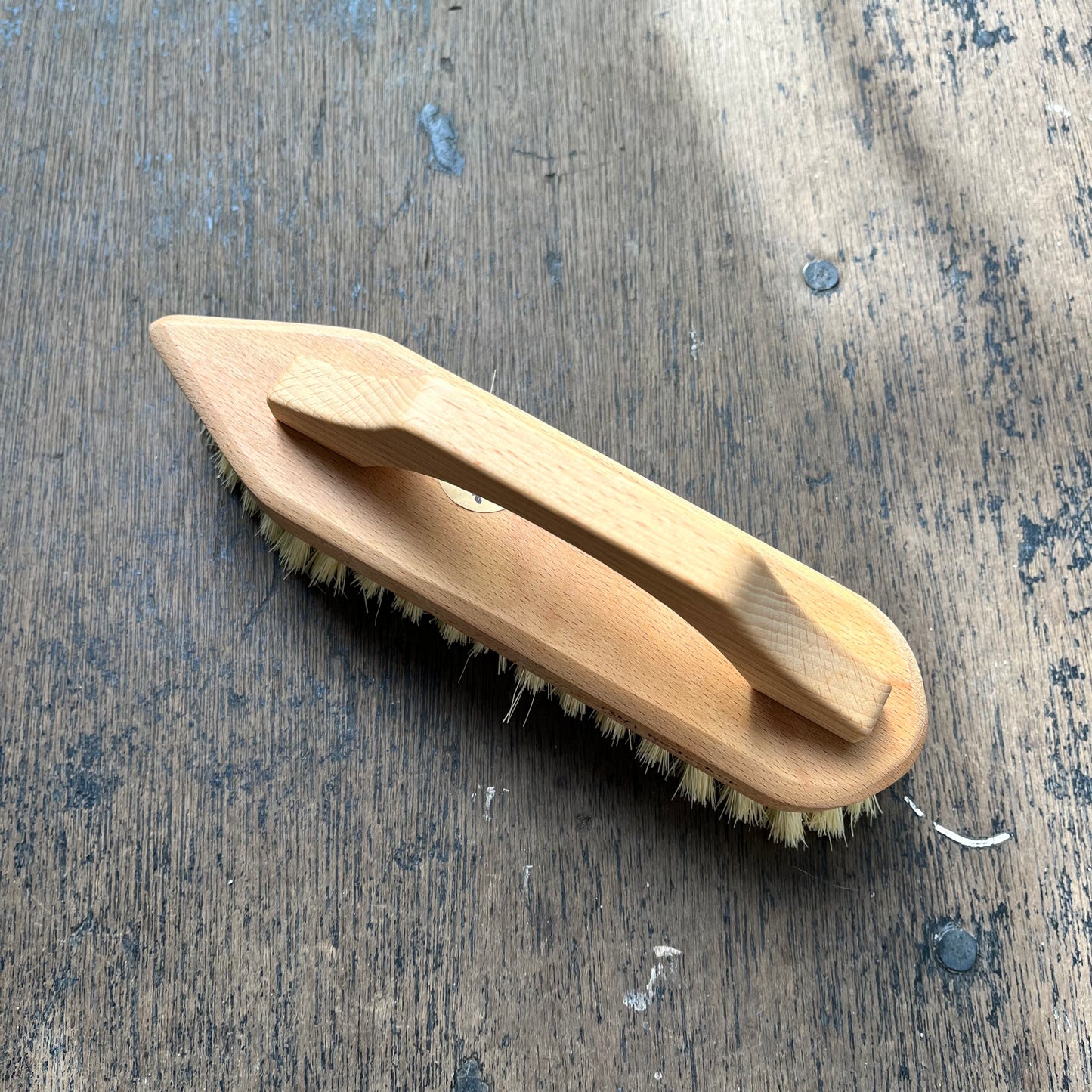 Scrubbing Brush With Handle