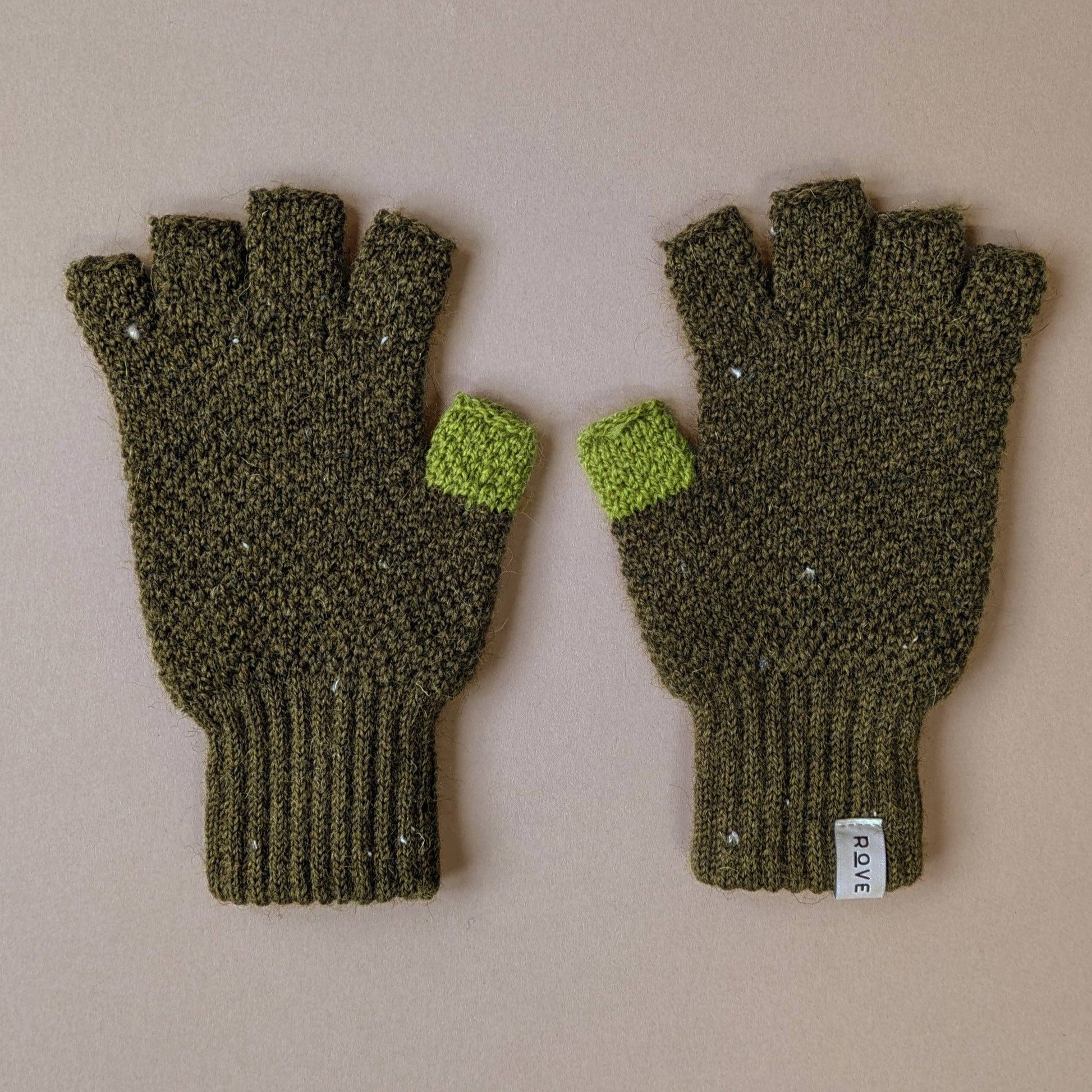 Fingerless gloves in khaki green