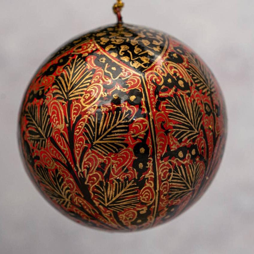 Red & Black Chinar Leaf Christmas Bauble Decoration