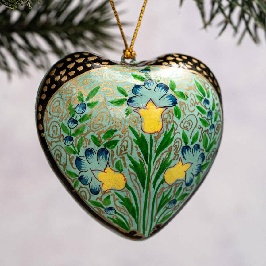 Green Floral Heart Xmas Dec