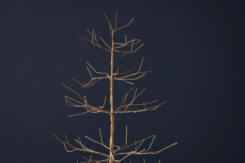 Brass wire Christmas tree 