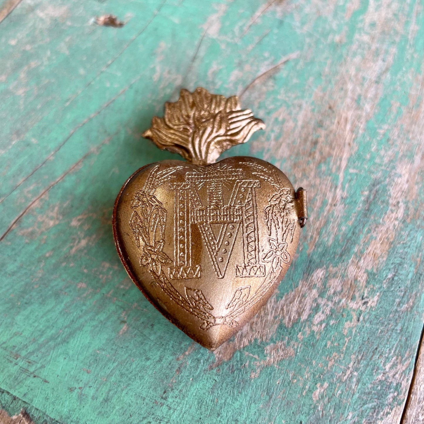 Sacred Heart Tin Milagros Locket